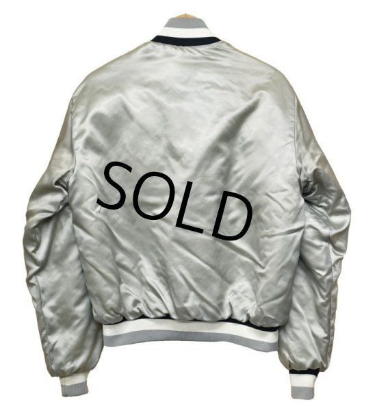 画像4: 80's【USA製】ビンテージ【Swingster】スウィングスター【シルバー】TRI-CITY MAJORS【中綿入り】【ナイロンジャケット】サテンブルゾン【サイズＭ】  (4)