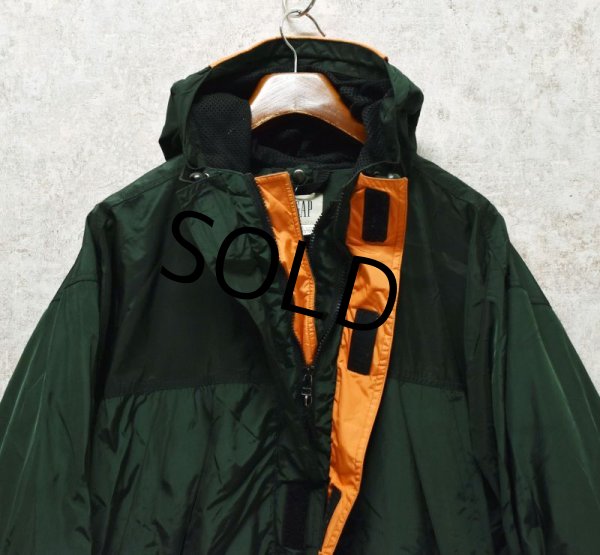 画像4: 【ビンテージ】【ＧＡＰ】オールドギャップ【深緑×オレンジ】【ナイロン】【フルジップパーカー】マウンテンパーカー【サイズＬ】  (4)