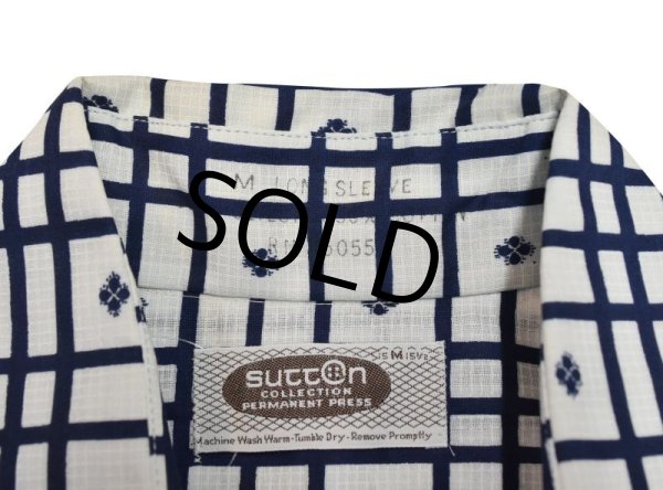 画像2: 70’ｓ【デッドストック】【SUTTON】【白ｘ紺 格子柄】【ポリコットンシャツ】 【サイズＭ】  (2)
