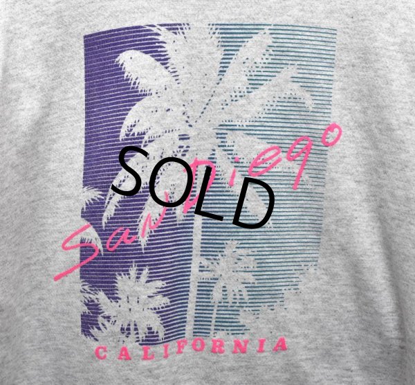 画像4: 90's【USA製】【J.E.MORGAN】【グレーｘ紫ライン】【Sundiego】【スウェット】【ヤシの木】  (4)