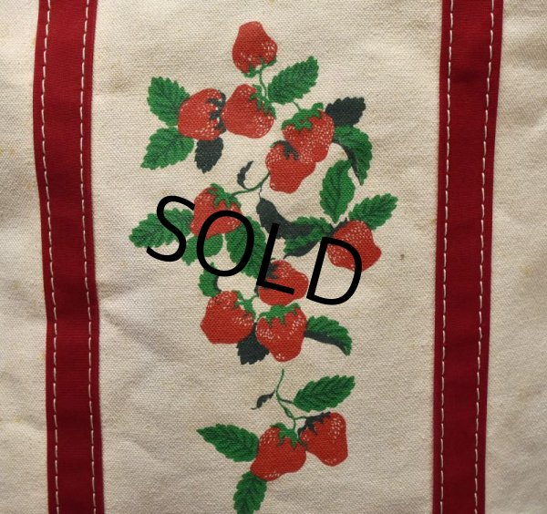 画像3: 【ビンテージ】【L.L.bean】【エルエルビーン】白ｘ赤【耳付き】【イチゴプリント】【トートバッグ】  (3)