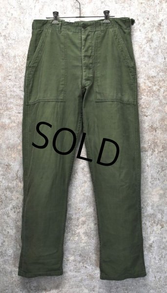 画像2: 【60's】【米軍実物】【ビンテージ】OG107【平ボタン】【サイドアジャスター付き】【ベイカーパンツ】【ユーティリティパンツ】【サイズW33程度】  (2)