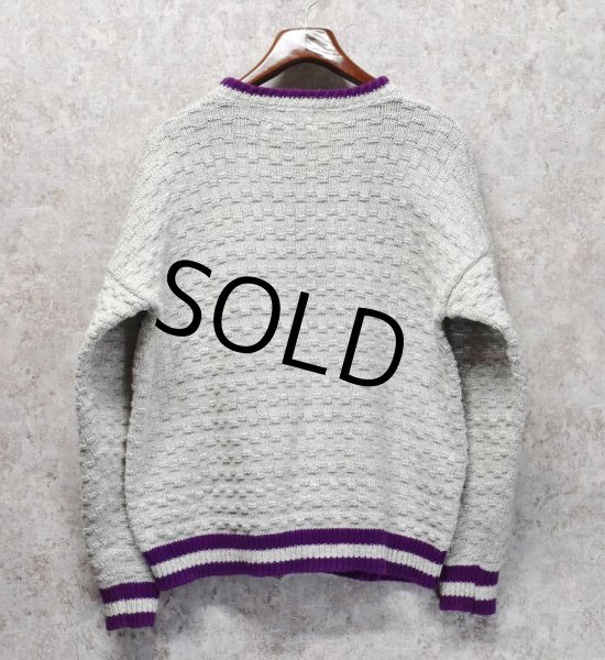 画像3: 90's~ USA製【ビンテージ】【UNITED STATES SWEATERS】【オフホワイトｘ紫】【コットンセーター】【サイズＬ】  (3)