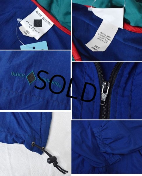 画像2: 程度良好!! 90's~【USA製】【ビンテージ】【BLACK DIAMONDS】【ブラックダイヤモンド】【紺】【緑×紫×赤ライン】【ハーフジップアップブルゾン】【サイズS】  (2)