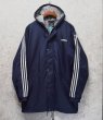 画像1: 80〜90’ｓ【ビンテージ】【アディダス】adidas【紺×白ライン】ナイロンパーカー【万国旗タグ】【サイズM】  (1)