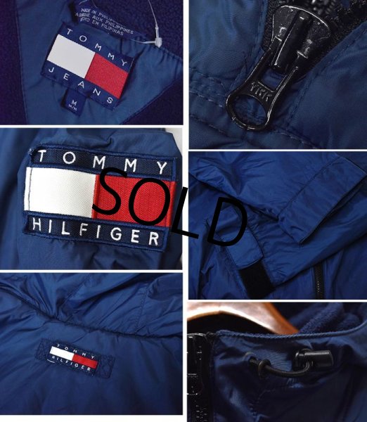 画像2: 【オールド】【Tommy Jeans】【トミーヒルフィガー】【裏フリース】【ナイロンプルオーバー】【サイズM】  (2)