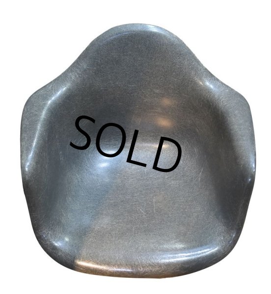 画像4: 50's【ビンテージ】【Herman Miller】ハーマンミラー【アームシェルチェア】Xベース【2nd】グラスファイバー【FRP】【エレファントハイドグレー】【イームズチェア】  (4)