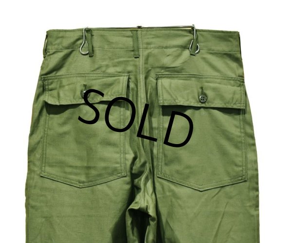 画像6: デッドストック【60's】【米軍実物】【ビンテージ】OG107【ベイカーパンツ】平ボタン【ユーティリティパンツ】【32ｘ31】  (6)