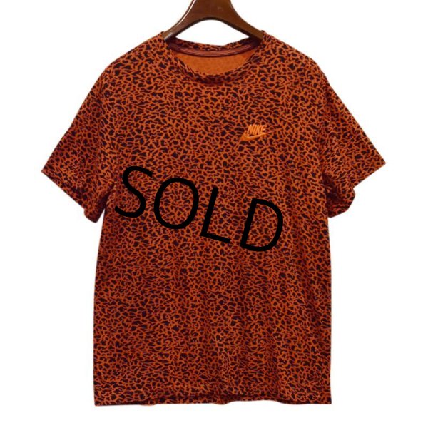 画像1: 【ナイキ】【NIKE】【ヒョウ柄】胸ロゴ【赤ピンクｘ黒】【Ｔシャツ】【サイズＬ】  (1)