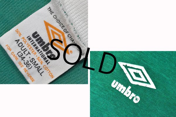 画像2: ビンテージ【UMBRO】【アンブロ】【緑×白】ロゴライン【ロンT】【サイズS】  (2)