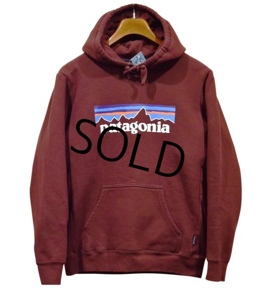 画像1: 【パタゴニア】patagonia【ワイン】エンジ【ロゴパーカー】フーディー【サイズS】パーカー  (1)