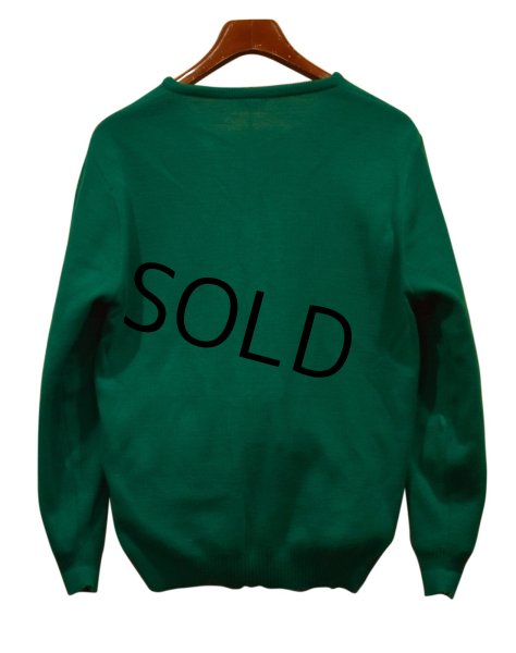 画像3: 程度良好!!【アイルランド製】ビンテージ【Celtic Wear】三つ葉のクローバー 若葉刺繍入り【緑】 Vネックセーター 【サイズ44】   (3)