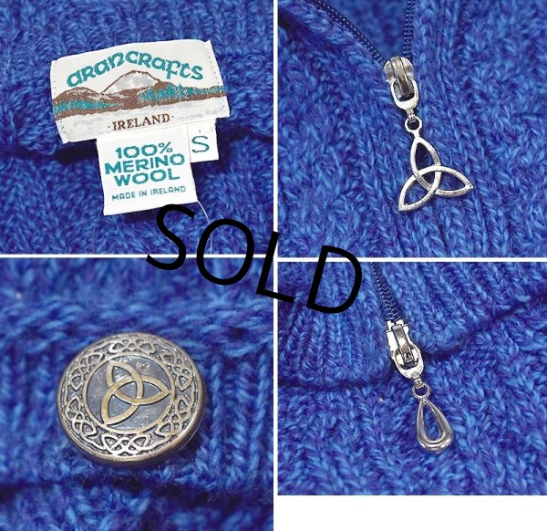 画像2: 【アイルランド製】【アランクラフト】【青】【ニット】【ニットポンチョ】【メリノウール】【サイズS】  (2)