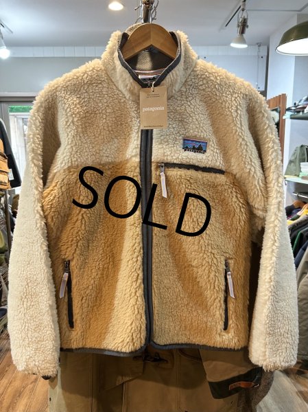 画像1: デッドストック【パタゴニア】patagonia【ナチュラルブレンド】白ｘライトブラウン【レトロカーディガン】フリース【サイズＸＳ】  (1)