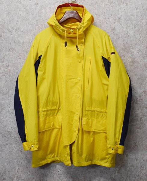画像1: 【ビンテージ】【ラルフローレン】【POLO ralph lauren】【黄色×紺×裏地緑】【マウンテンパーカー】【サイズＬ】  (1)