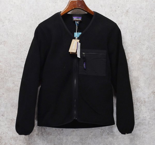 画像1: 新品未使用【パタゴニア】patagonia【黒】【シンチラカーディガン】【フリースカーディガン】フリース【サイズXXS】  (1)