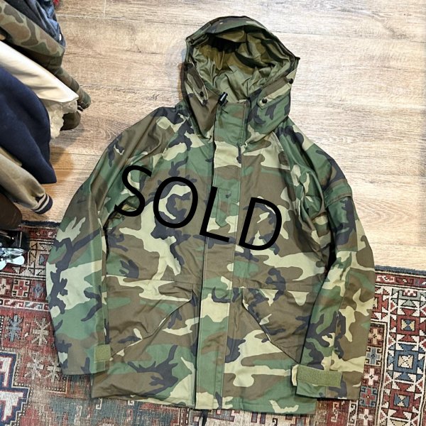 画像1: 90's~ デッドストック【ビンテージ】【米軍実物】【U.S.ARMY】【ECWCS】エクワックス 【ウッドランド】【ゴアテックスパーカー】【S-R】  (1)