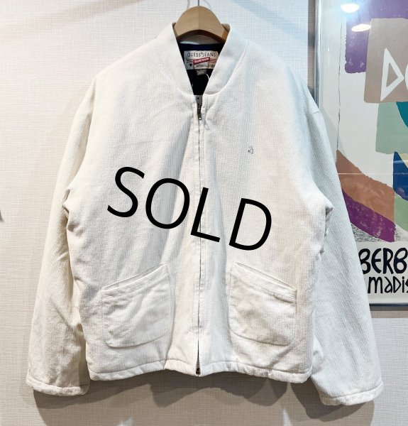 画像1: 【GUESS JEANS】【ゲスジーンズ】【ビンテージ】【中綿入り】【白】【スタンドカラー】【コーデュロイブルゾン】【サイズL】  (1)