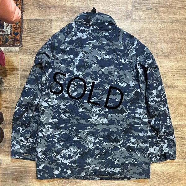 画像3: 【米軍実物】U.S.NAVY【WORKING PARKA】紺 デジカモ 【ゴアテックスパーカー】【Ｓ－Ｒ】  (3)