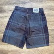 画像4: 90's【USA製】【LEVI'S】【シルバータブ】【リーバイス】【エンジ×水色チェック】【デニム生地ショーツ】【W33】  (4)