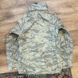 画像3: 【ビンテージ】【米軍実物】ＡＰＥＣＳ【All Purpose Environmental Clothing System】デジカモ【ゴアテックスパーカ】【XS-Short】  (3)