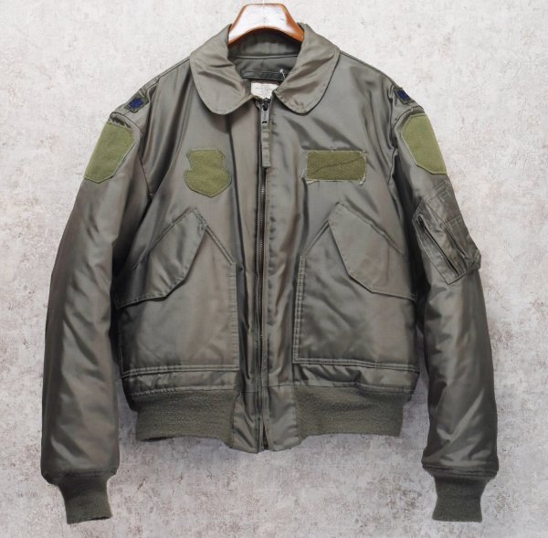 画像1: 90's【ビンテージ】【米軍実物】USAF【CWU-45/P】MIL-J-83388E ALPHA社製【フライトジャケット】【サイズL】  (1)