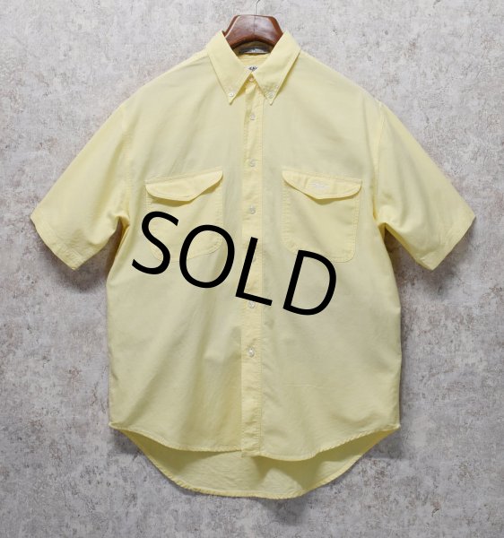 画像1: 【ビンテージ】【DOCKERS】ドッカーズ【胸フラップ刺繍】【黄色】【ロゴ入り】【ボタンダウン半袖シャツ】【サイズM】  (1)