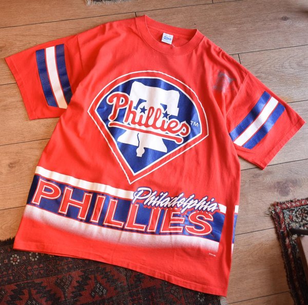 画像1: 90’s USA製 ビンテージ【MLB】【PHILLIES】フィーリーズ【赤】Tシャツ【サイズL】  (1)