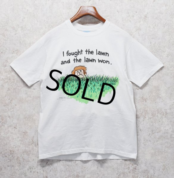 画像1: 90's【USA製】【ビンテージ】【I fought the lawn】【プリントTシャツ】【白】【Tシャツ】【サイズＬ】  (1)