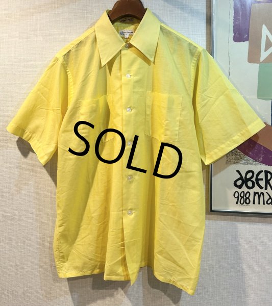 画像1: 【ビンテージ】【Hathaway Shirts】【LORD&TAYLOR】【ハサウェイ】【黄色】【無地】ポリコットン【半袖シャツ】サイズL  (1)