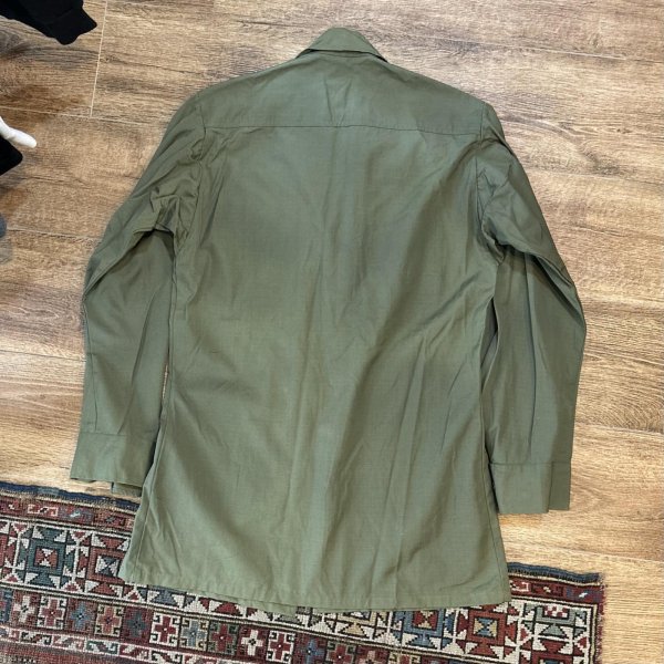 画像3: 【デッドストック】70's【ビンテージ】U.S.ARMY【米軍実物】リップストップ【ジャングルファティーグジャケット】【XS-R】  (3)