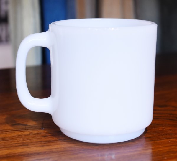 画像2: ビンテージ 【グラスベイク】Glasbake フルーツマグ【リンゴ】【ミルクガラス】マグカップ  (2)