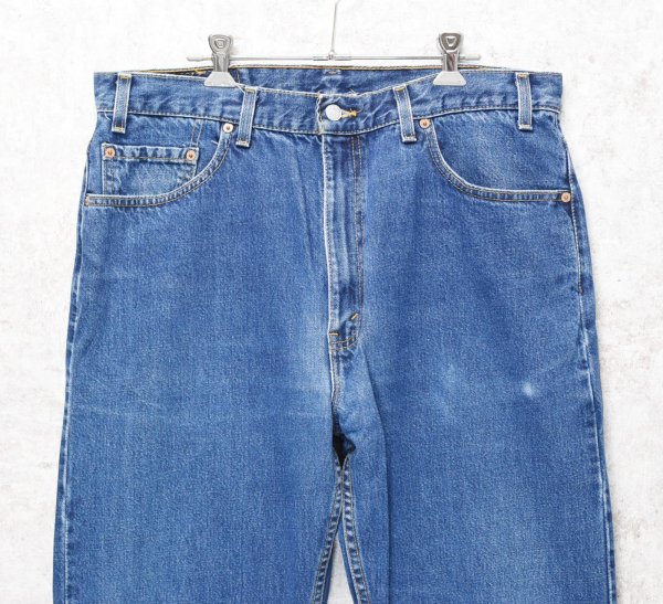 画像1: USA製【ビンテージ】【LEVI'S】【リーバイス５０５】505【デニムパンツ】【38ｘ34】  (1)
