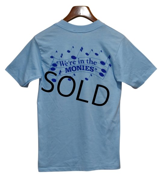 画像3: 80's【USA製】【collegiate pacific MONIES】【ビンテージ】【水色×虹色】【Tシャツ】【サイズＭ】  (3)