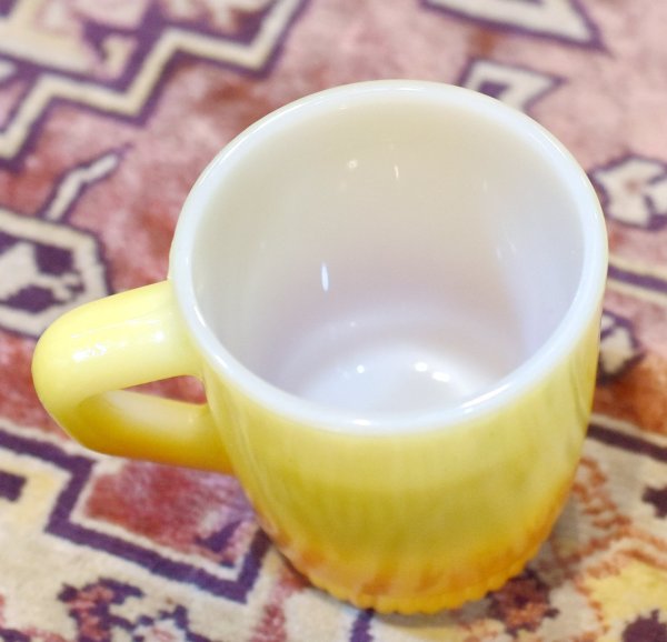 画像4: 【Fire King】【ファイヤーキング】【イエロー×オレンジ】グラデーション【リブボトム】【スタッキング】【マグカップ】  (4)