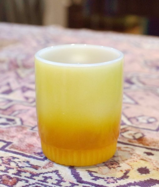 画像2: 【Fire King】【ファイヤーキング】【イエロー×オレンジ】グラデーション【リブボトム】【スタッキング】【マグカップ】  (2)