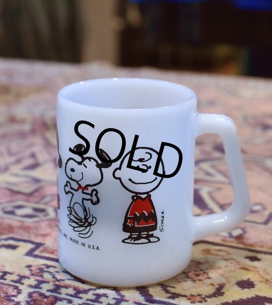 画像1: ビンテージ【FEDERAL】フェデラル【ホワイト】【スヌーピー】ミルクガラスマグ  (1)