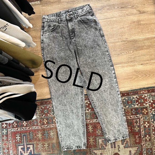 画像2: 【USA製】【ビンテージ】【Lee】【リー】【ブラック】【ケミカルウォッシュ】1タック【デニムパンツ】【33×32】  (2)