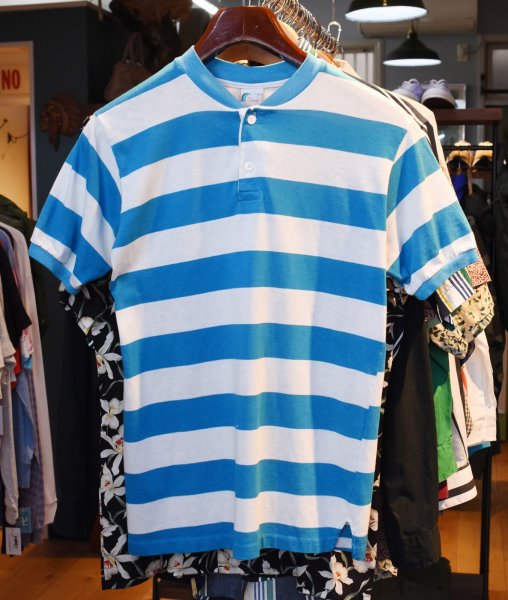 画像1: USA製【ビンテージ】【Islander】【アイランダー】水色ｘ白【ボーダー柄】【ヘンリーネックTシャツ】【サイズＬ】  (1)