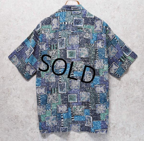 画像3: ビンテージ【RISCATTO】【緑x青xグレー】総柄【コットンxレーヨン】半袖シャツ サイズL  (3)