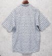 画像3: 90’s~【ビンテージ】【DOCKERS】ドッカーズ【胸フラップ刺繍】【グレー×紺】総柄【ロゴ入り】【コットン半袖シャツ】【サイズM】  (3)
