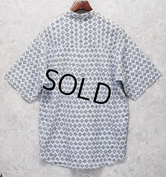 画像3: 90’s~【ビンテージ】【DOCKERS】ドッカーズ【胸フラップ刺繍】【グレー×紺】総柄【ロゴ入り】【コットン半袖シャツ】【サイズM】  (3)