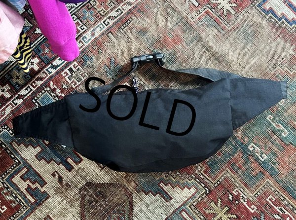 画像3: 〜90’ｓ【ビンテージ】【JANSPORT】ジャンスポーツ【黒】ブラック【ウエストバッグ】【ウエストポーチ】  (3)