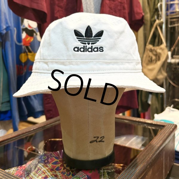 画像2: 【ビンテージ 】【adidas】【アディダス】【白】トレフォイルロゴ【バケットハット】【約６２．５ｃｍ程度】  (2)