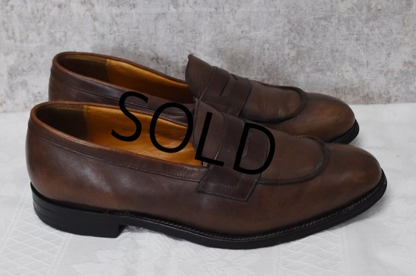 画像3: 【ENGLAND製】BARNEYS NEW YORK【バーニーズニューヨーク】【別注】【ブラウン】【Vチップローファー】【10 1/2D】【28.5cm程度】  (3)