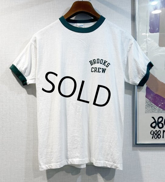 画像1: 【70's】【USA製】【ビンテージ】【チャンピオン】【Champion】【BROOKS CREW】染み込みプリント【白x緑】【リンガーTシャツ】【サイズL】  (1)