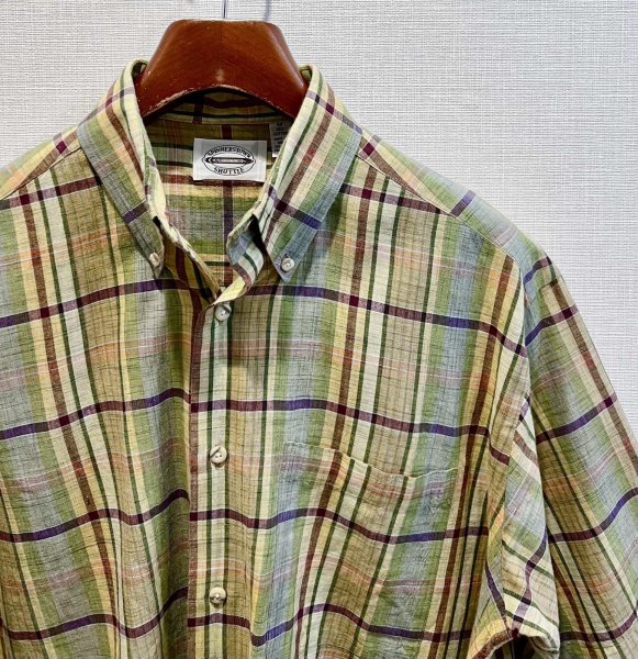 画像4: 90's~【インド製】【SPINNERSTOWN SHUTTLE】【黄色チェック】【半袖シャツ】【BDシャツ】【サイズM】  (4)
