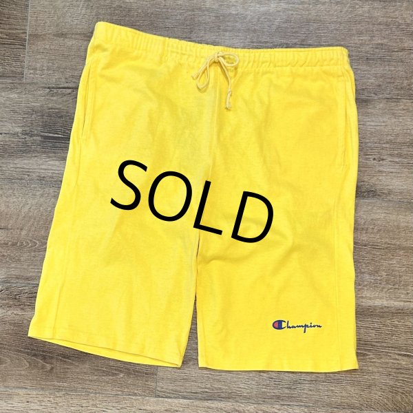 画像1: 【デッドストック】90's【USA製】【ビンテージ】【Champion】チャンピオン【黄色】【トレーニングパンツ】ショーツ【ショートパンツ】短パン【サイズＬ】  (1)