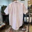 画像3: 90's 【USA製】【ビンテージ】【ブルックスブラザーズ】Brooks Brothers【白×赤ストライプ】コットン【半袖シャツ】【ボタンダウンシャツ】【16】  (3)