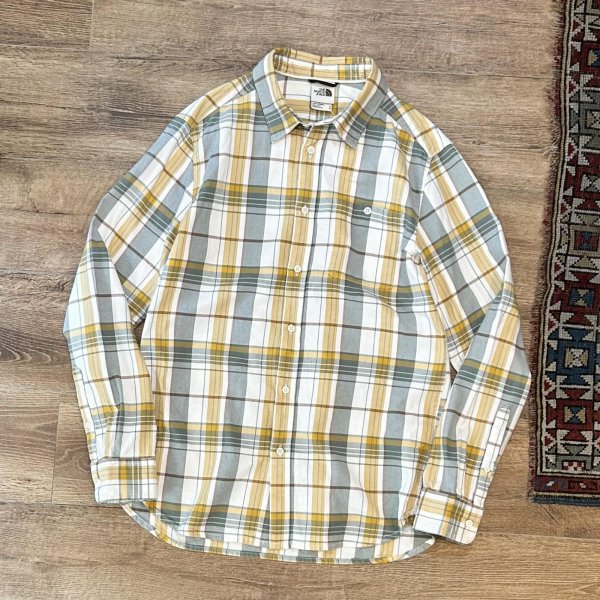 画像1: ビンテージ【ノースフェイス】【the north face】【生成りｘ緑ｘ黄色】チェック柄【コットン長袖シャツ】【サイズＭ】  (1)